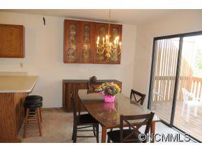 76 Hubbard Cir - Photo 6