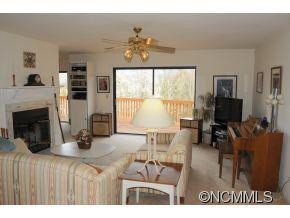 76 Hubbard Cir - Photo 8