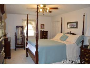 269 Orchard Dr - Photo 2