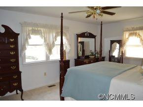 269 Orchard Dr - Photo 3
