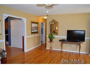 269 Orchard Dr - Photo 10