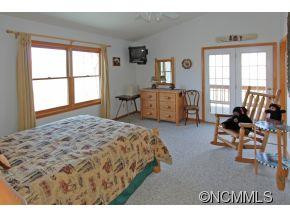 138 Hawk Nest Road - Photo 14