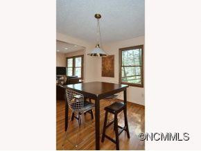 6 LAKESHORE LANE - Photo 16