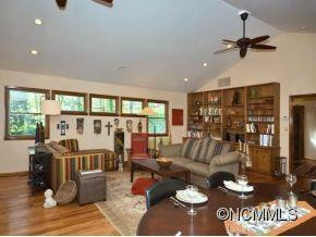 6 LAKESHORE LANE - Photo 8