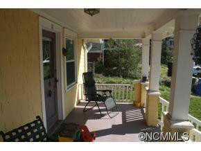 18 Monroe Place - Photo 2