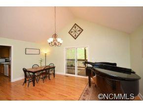 5 Hampton Lane - Photo 4