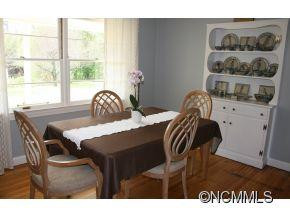 7 Robertson Street - Photo 6