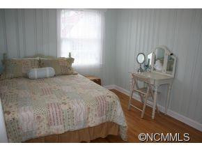 7 Robertson Street - Photo 10