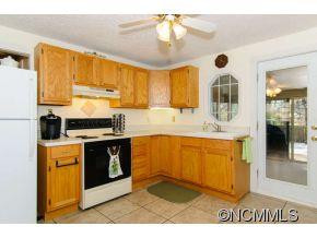 26 Linden Street - Photo 5