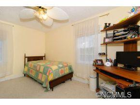 26 Linden Street - Photo 10