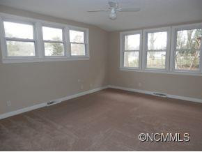 909 W Blue Ridge Road - Photo 4