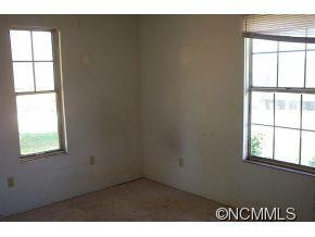 15 Donna Lane - Photo 13