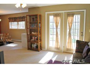 7 Timothy Ln - Photo 17