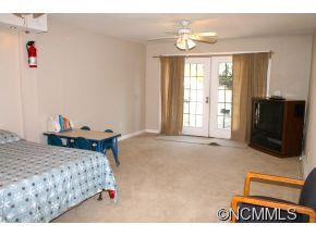 7 Timothy Ln - Photo 22