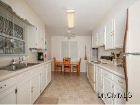 70 WESLEY STREET - Photo 6
