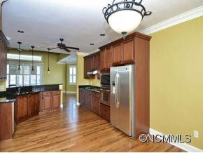 185 Towne Place Drive - Photo 3