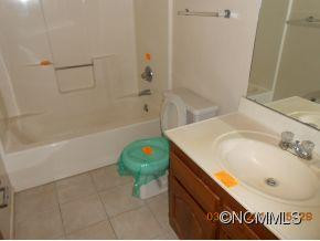 3 Fieldcrest Court - Photo 7