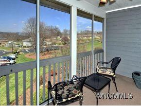 2504 Sagamore Lane - Photo 8