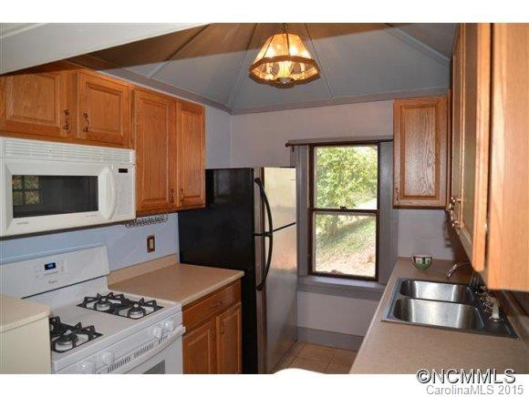66 Bassett Rd - Photo 11