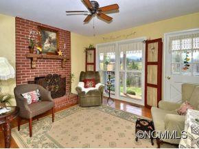 25 SPRINKLE DRIVE - Photo 3