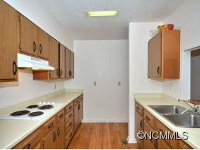 28 Mayflower Drive - Photo 12