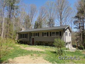 25 Glen Cove Rd