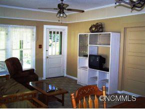 3160 Memorial Highway - Photo 6