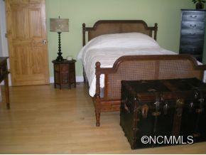 310 Westover Drive - Photo 6