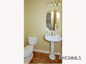 22 BEAUMONT DRIVE - Photo 6
