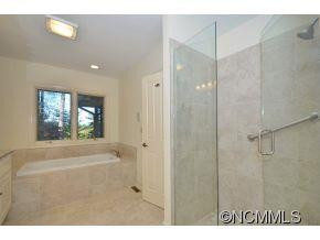 215 Pineholt Lane - Photo 12