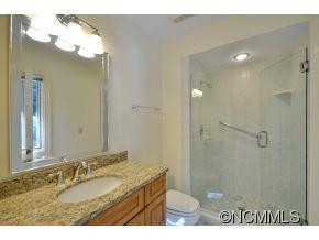 215 Pineholt Lane - Photo 15