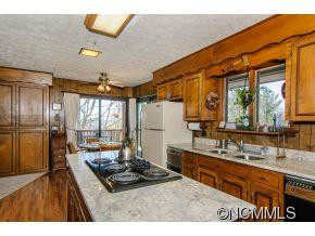 216 Laurel Road - Photo 8