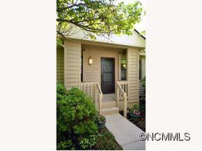 3702 Trinity Court - Photo 2