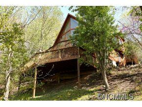 107 Edgewood Drive - Photo 2