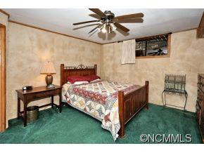 107 Edgewood Drive - Photo 18