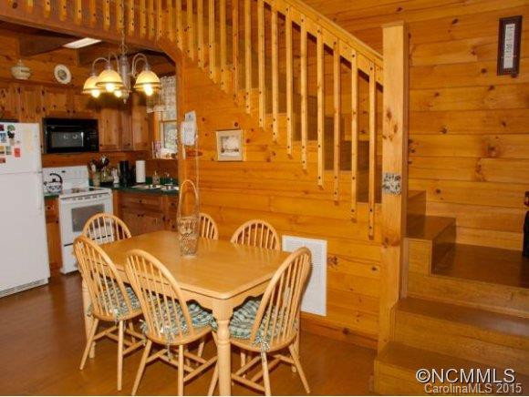 83 LOG CABIN DRIVE - Photo 8
