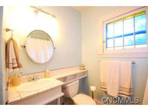 76 Vermont - Photo 5