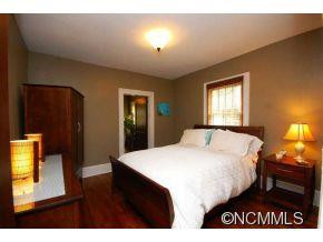 76 Vermont - Photo 6