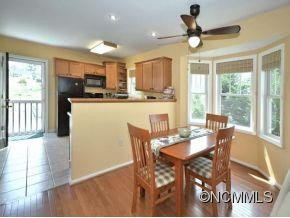 122 Rockdale Ave - Photo 3