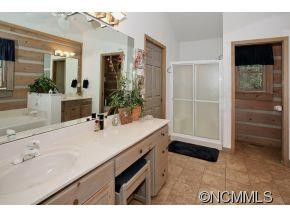 1565 Harrietts Trail - Photo 11