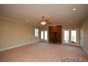 112 Perry Place - Photo 15