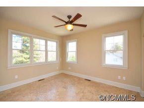 112 Perry Place - Photo 5