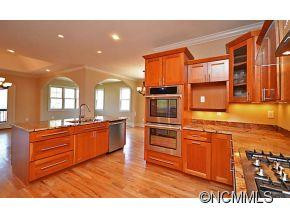 112 Perry Place - Photo 7