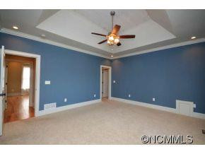 112 Perry Place - Photo 9