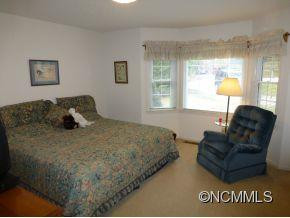 19 MEADOWS CIRCLE - Photo 11