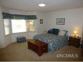 19 MEADOWS CIRCLE - Photo 9