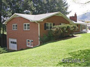 150 Burke Street - Photo 2
