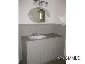 150 Burke Street - Photo 19