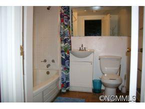 150 Burke Street - Photo 24