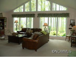 941 Eagles Court - Photo 4